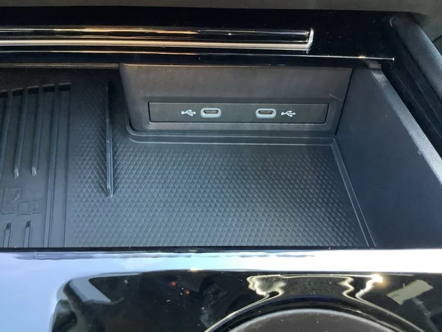 New 2026 Deep Black Pearl Volkswagen 2.0T SE W/TECHNOLOGY image 19