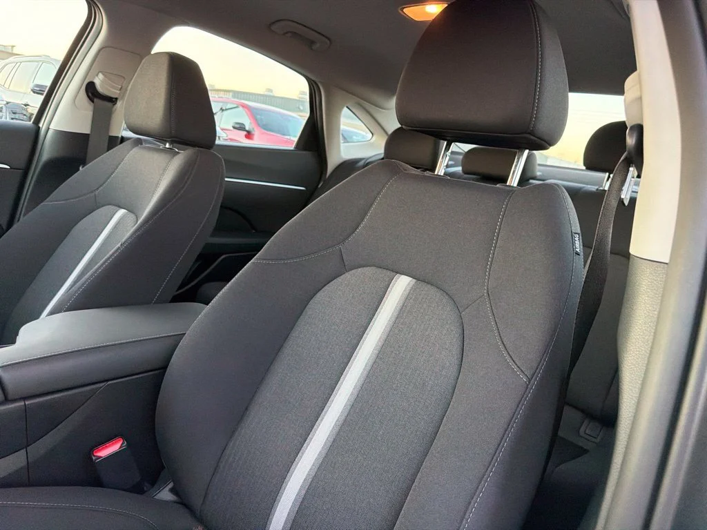 Used 2026 Gray Hyundai SEL Sport image 18