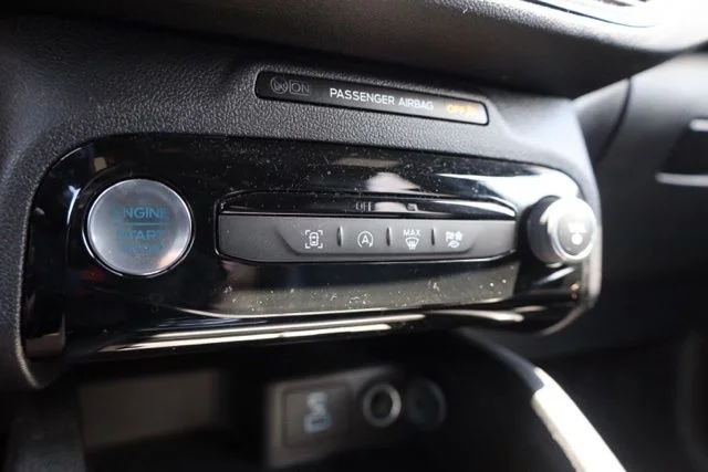 Used 2023 Silver Ford ST-Line image 29