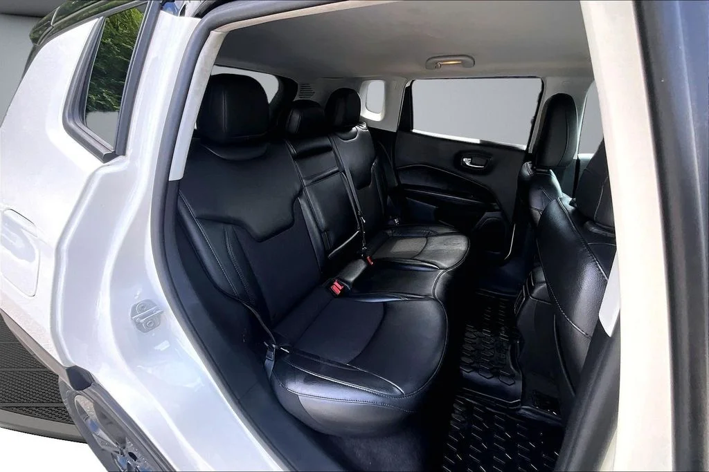Certified Used 2019 White Jeep Latitude image 25