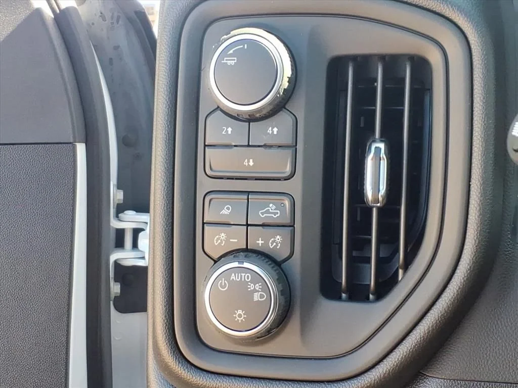 2025 Chevrolet Silverado 2500 HD Work Truck - Photo 27