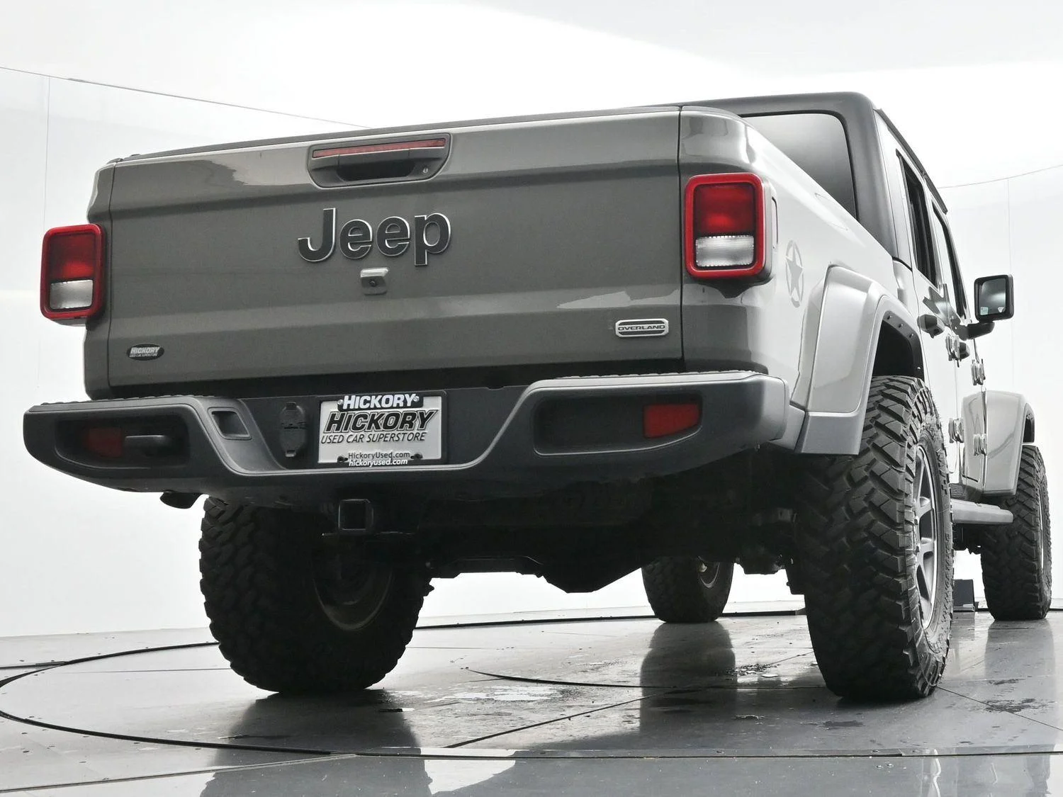 Used 2022 Sting-Gray Clearcoat Jeep Overland image 46