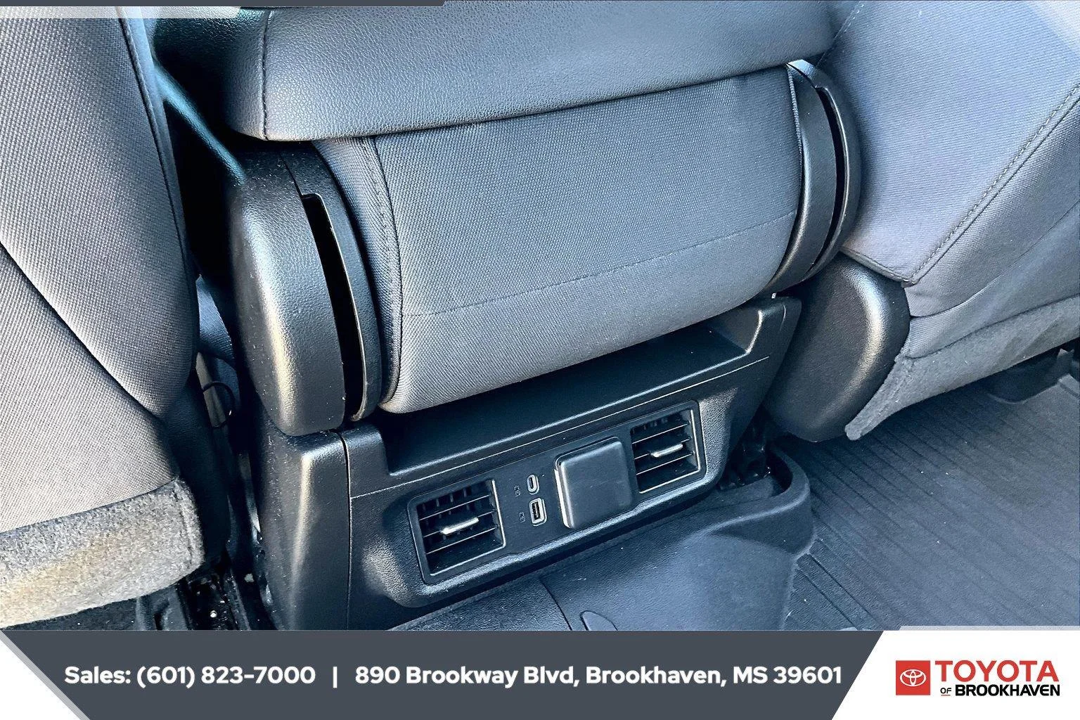 Used 2024 Sterling Gray Metallic Chevrolet LT Trail Boss image 24