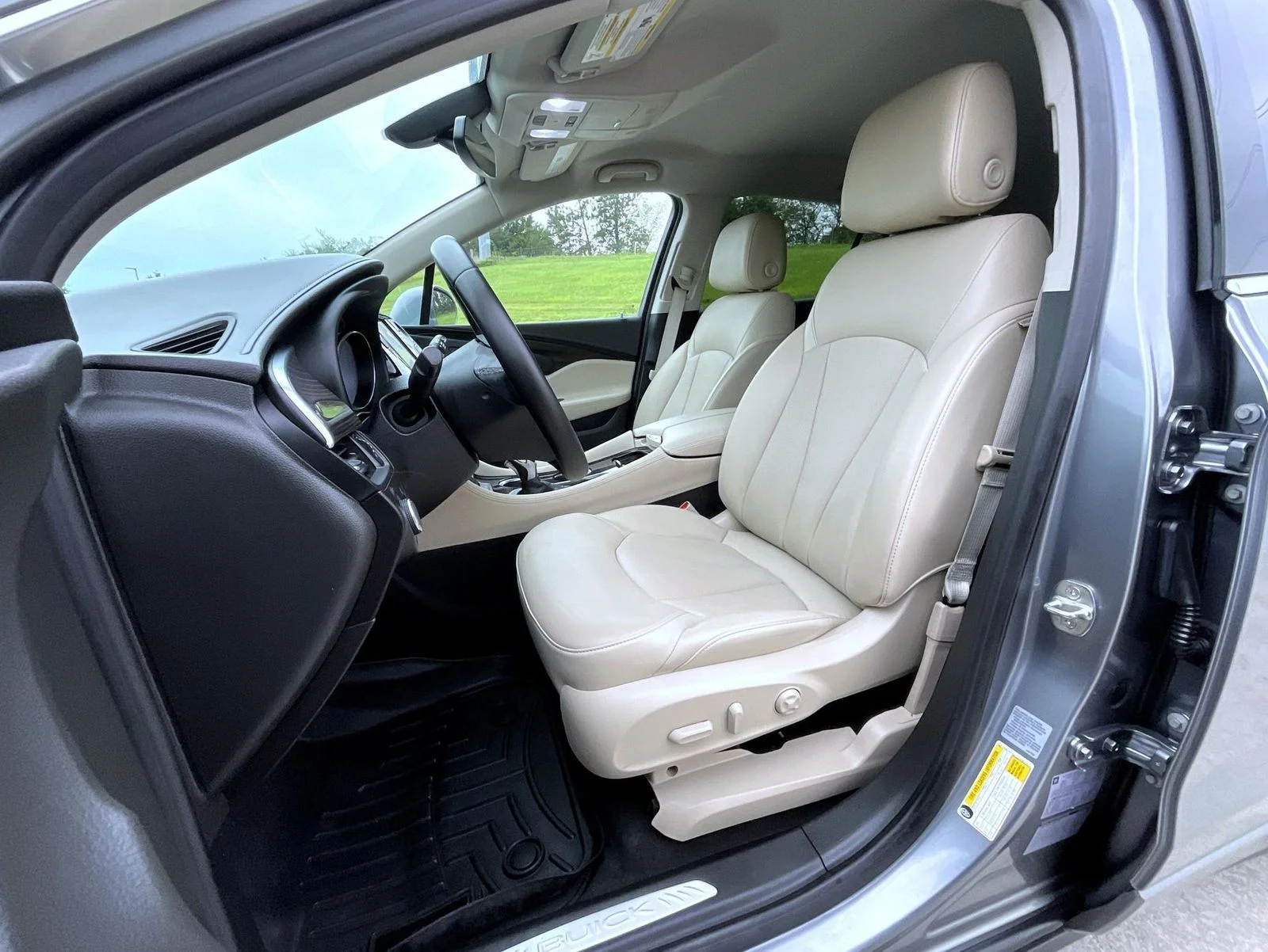 Used 2020 Gray Buick Essence image 11