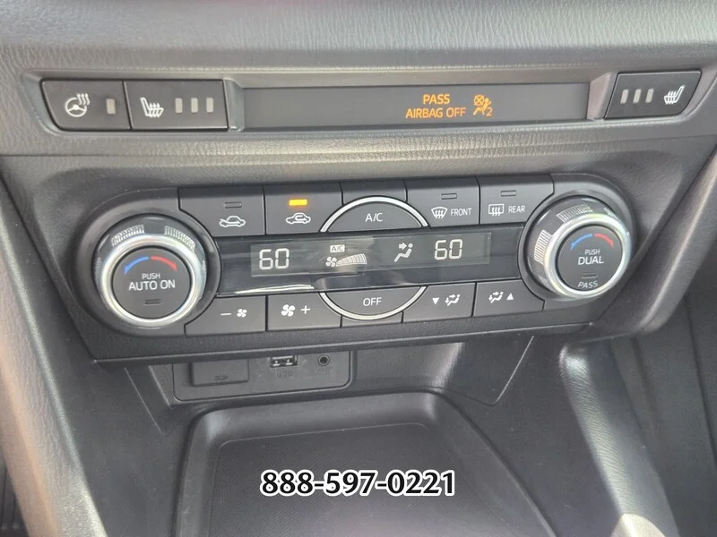 Used 2018 Snowflake White Pearl MAZDA GRAND TOURING image 24