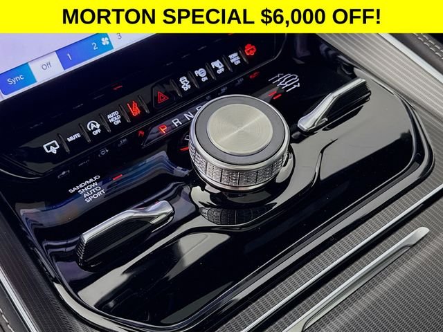 New 2026 Bright White Clear-Coat Exterior Paint Jeep Summit Obsidian image 17