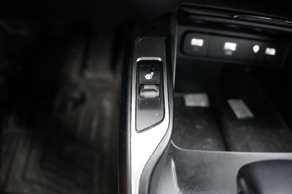 Used 2023 Wolf Gray Kia X-Line EX image 6
