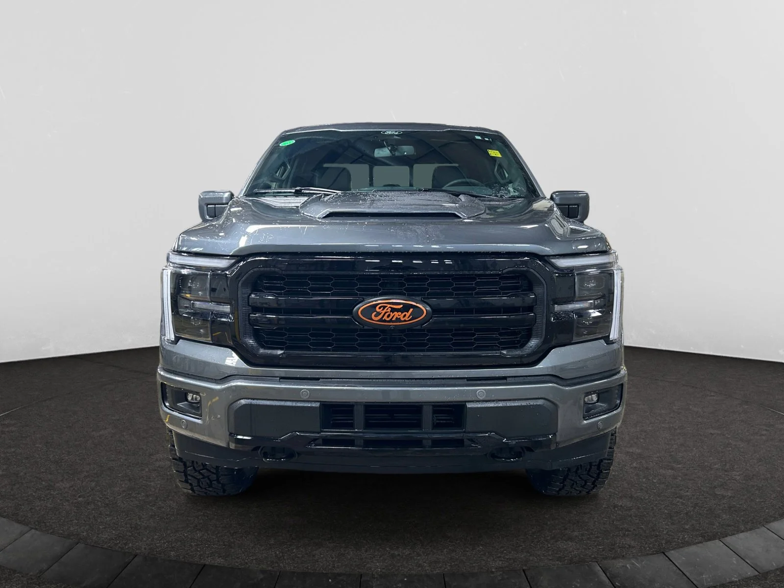New 2026 Carbonized Grey Metallic Ford Lariat image 8