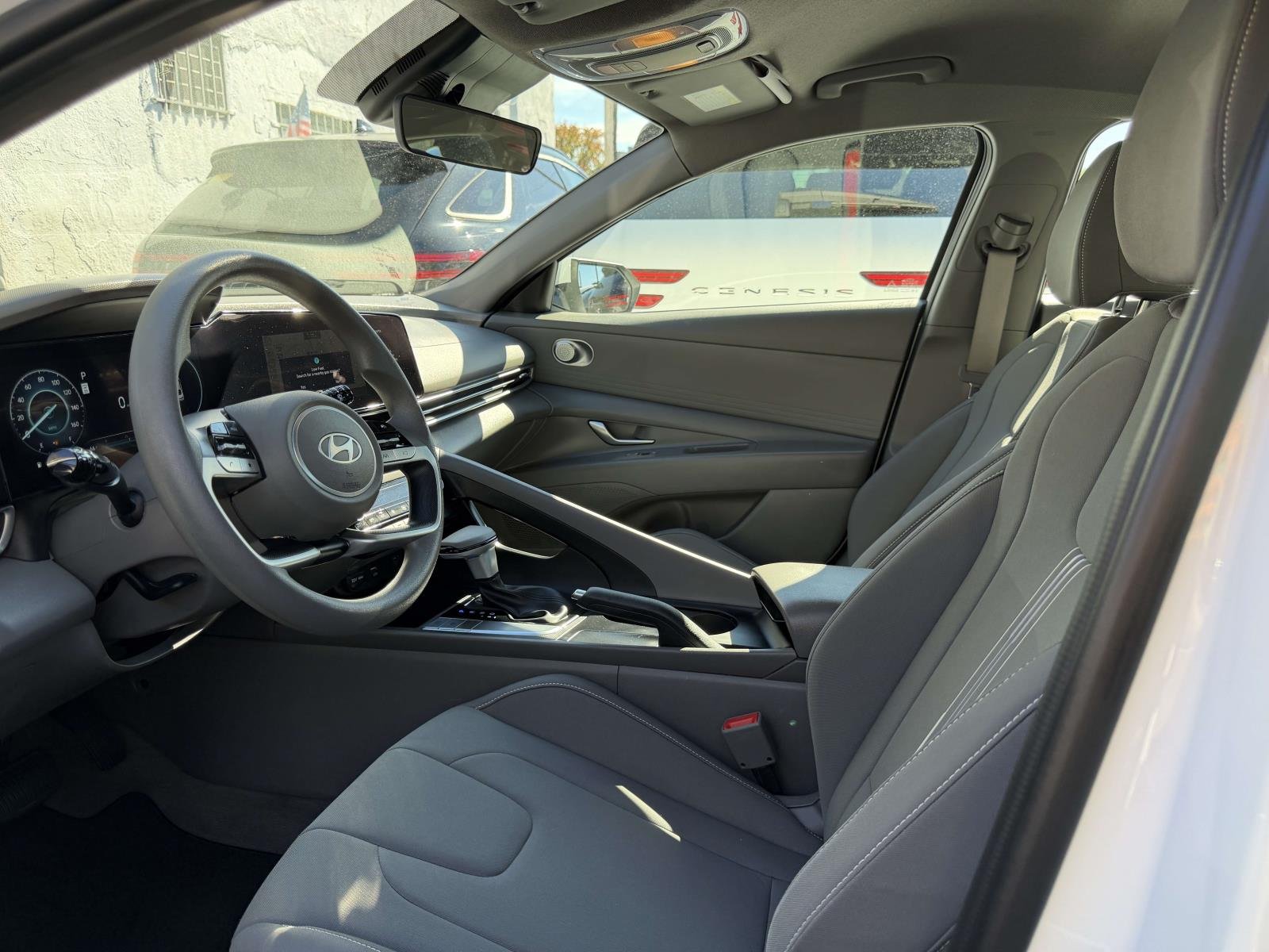 2024 Hyundai Elantra SEL - Photo 15