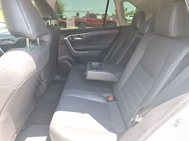 Used 2024 Off-white Toyota XLE Premium image 14