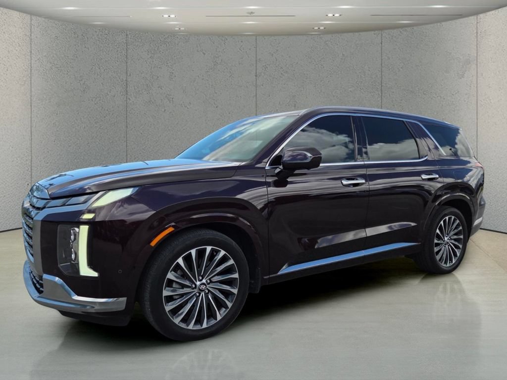 Used 2023 Sierra Burgundy Hyundai Calligraphy image 10
