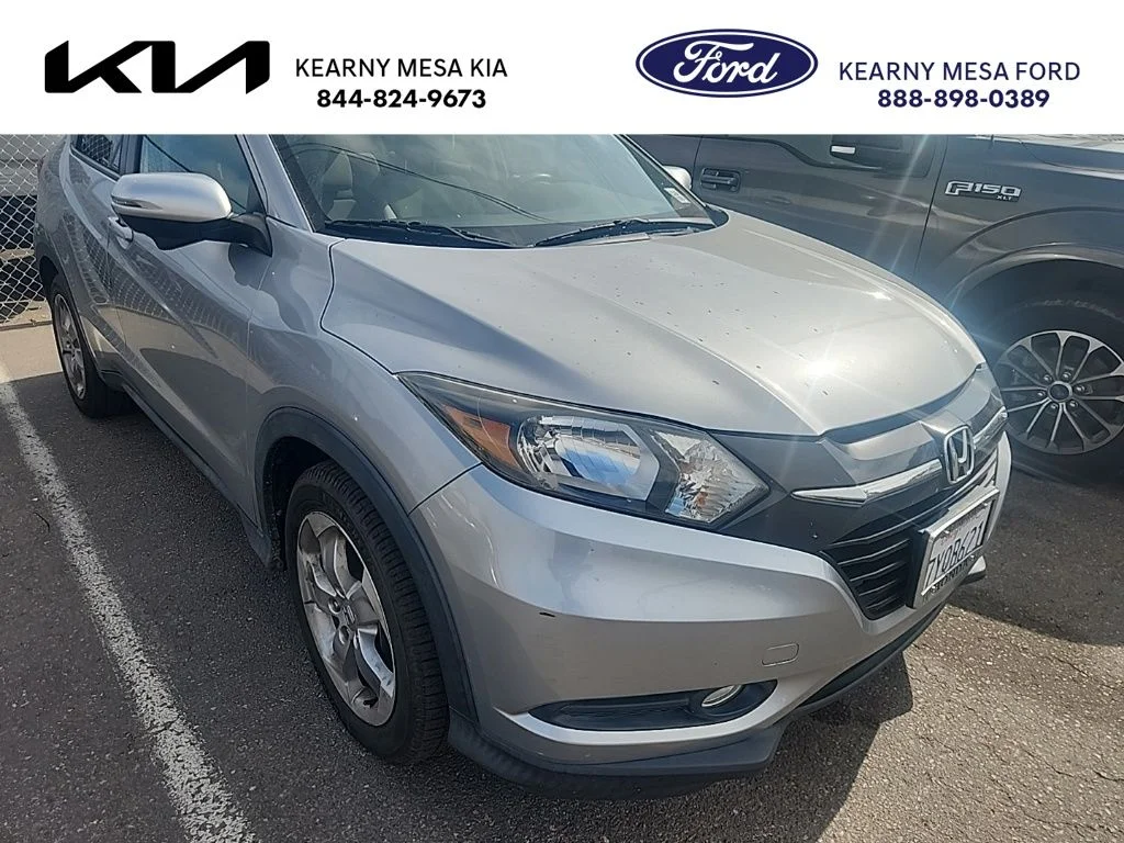 Used 2017 Silver Honda EX image 1
