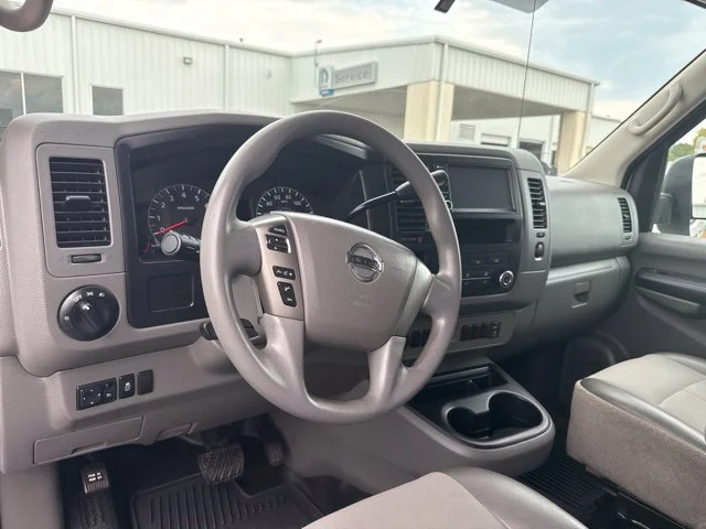 Used 2020 White Nissan S image 8