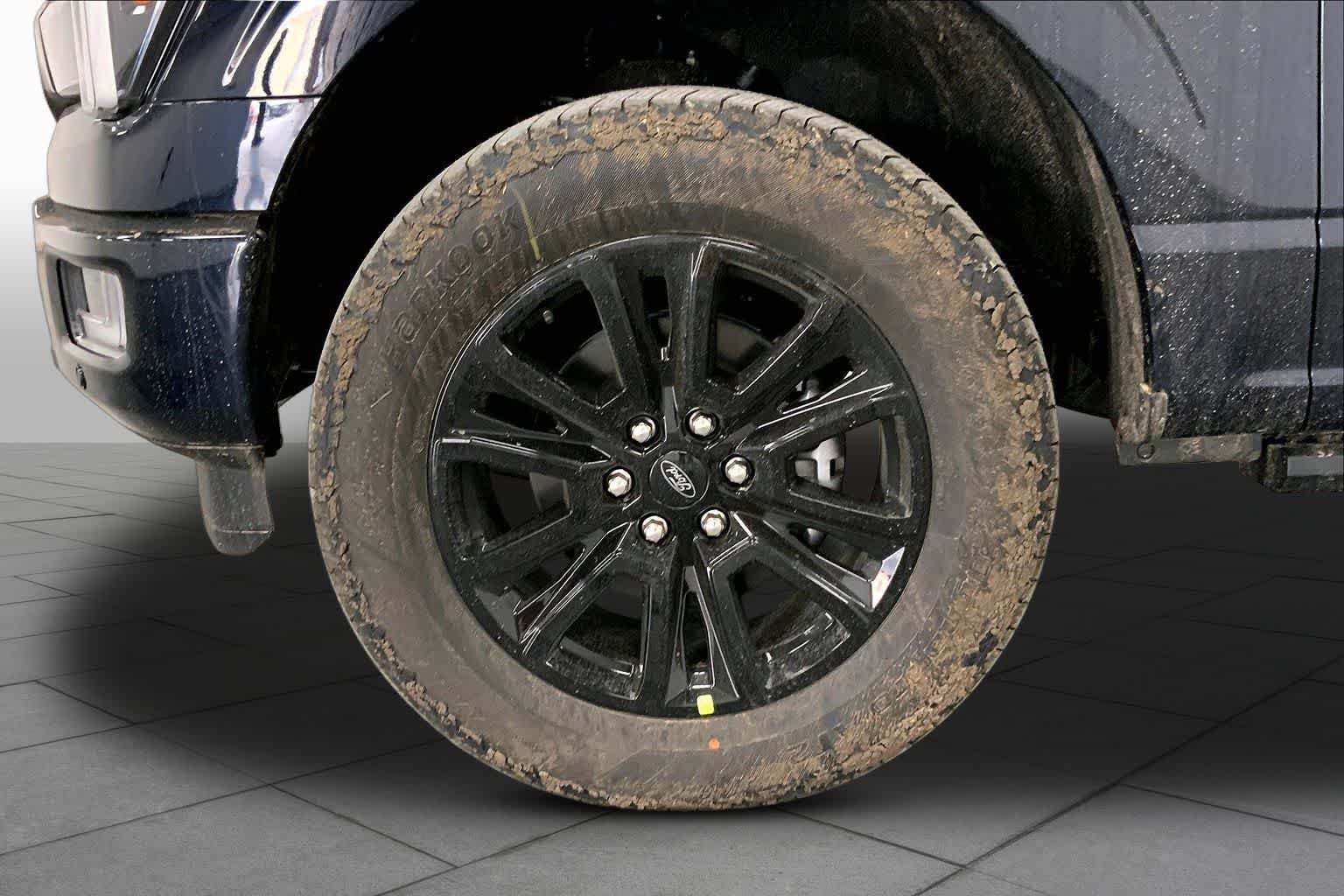 New 2026 Antimatter Blue Metallic Ford Platinum® image 9