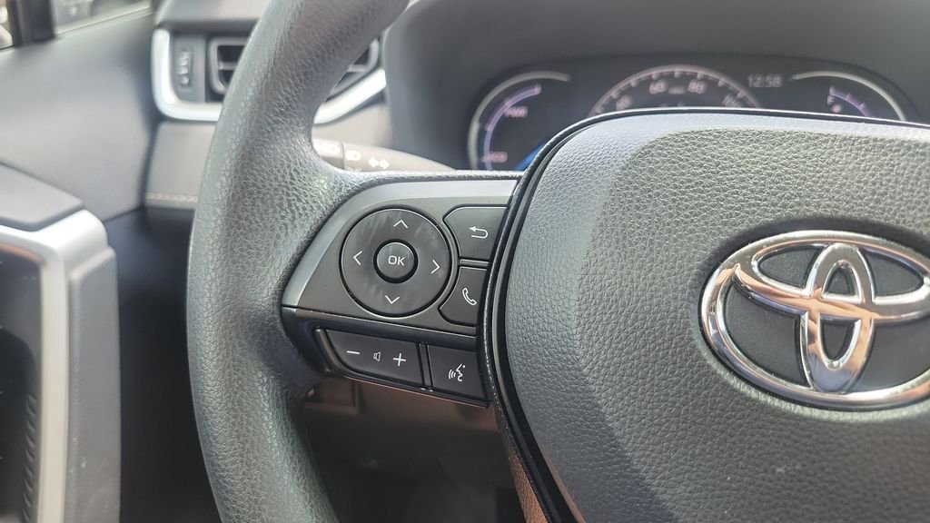 Certified Used 2025 Silver Toyota XLE image 20