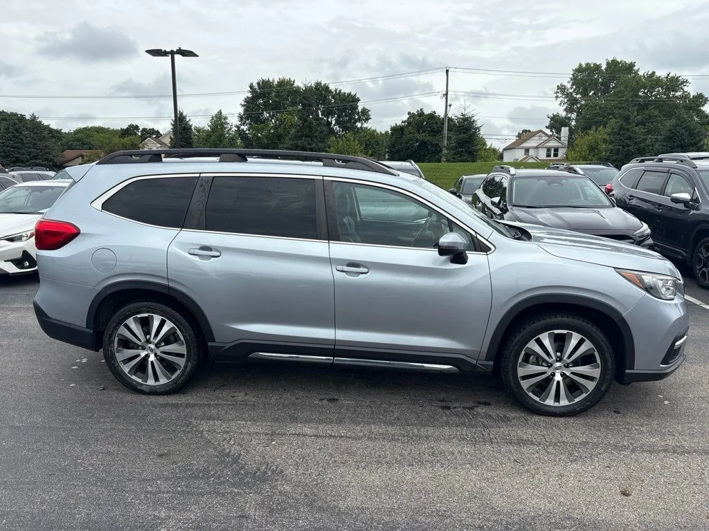 Used 2021 Silver Subaru Limited image 2
