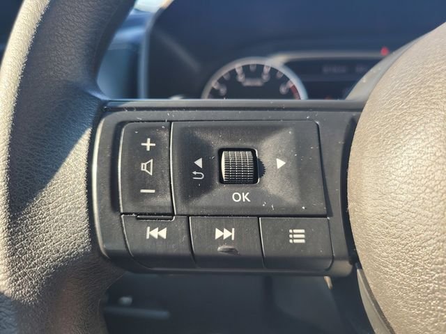 Used 2024 Gray Nissan SV image 28