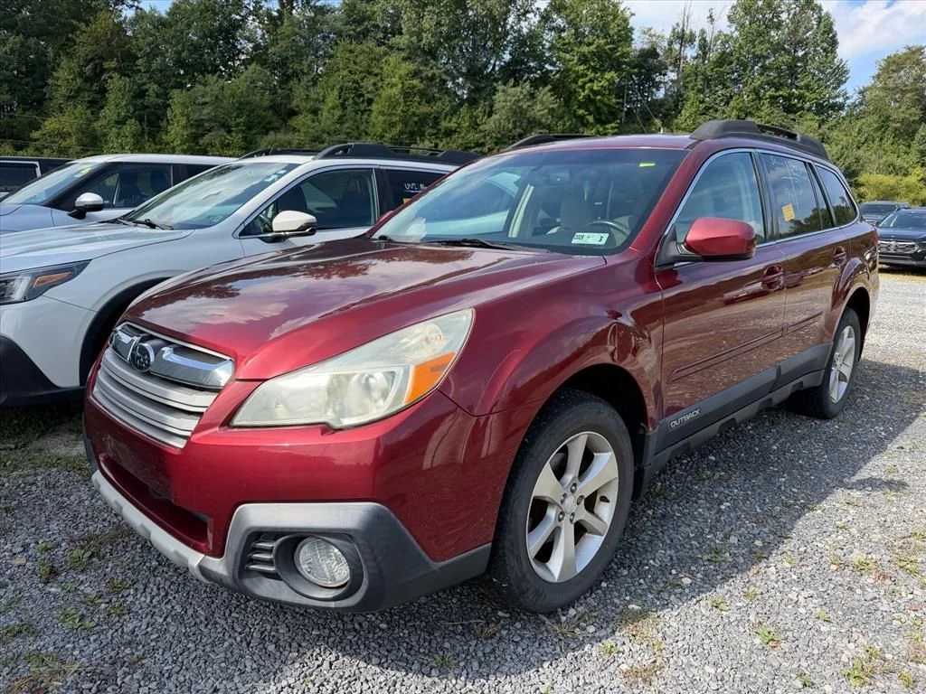 Used 2014 Red Subaru 2.5i image 2