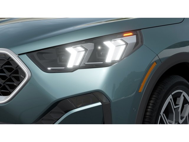 New 2026 Cape York Green Metallic BMW X2 28i image 6