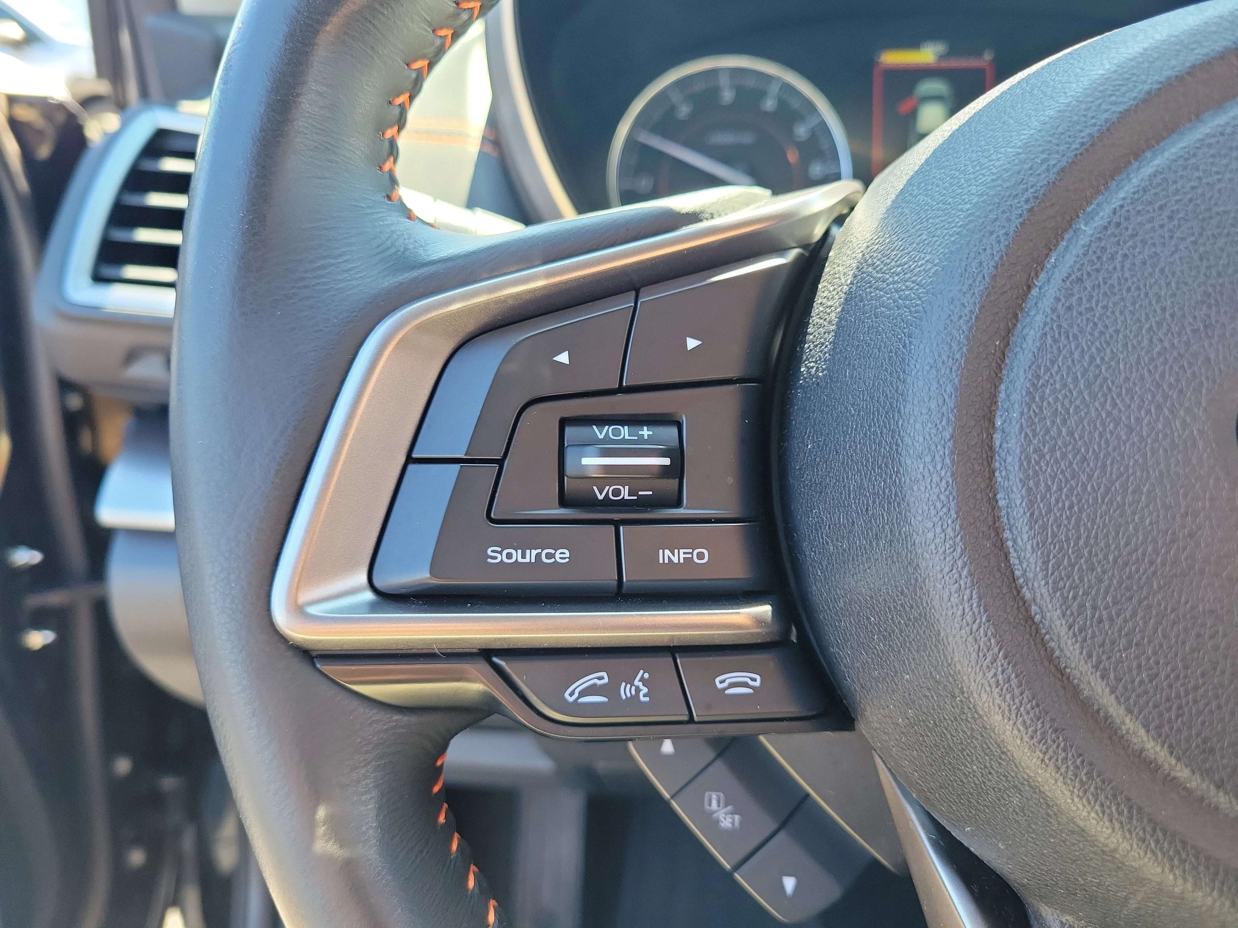 Used 2019 Crystal Black Silica Subaru Limited image 25