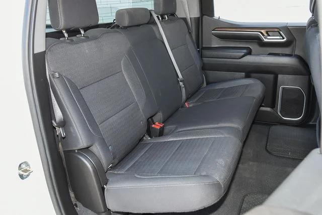 Used 2022 White Chevrolet LT image 26