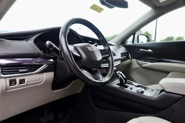 Used 2021 RADIANT SILVER METALLIC Cadillac AWD Luxury image 20