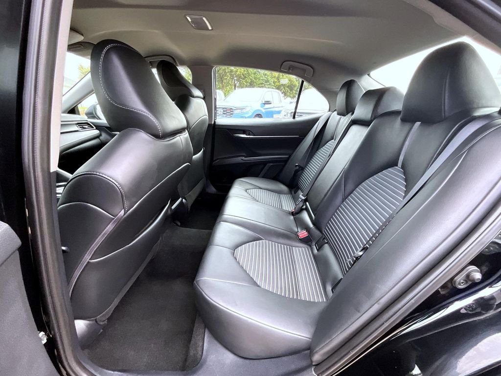 2024 Toyota Camry SE - Photo 18
