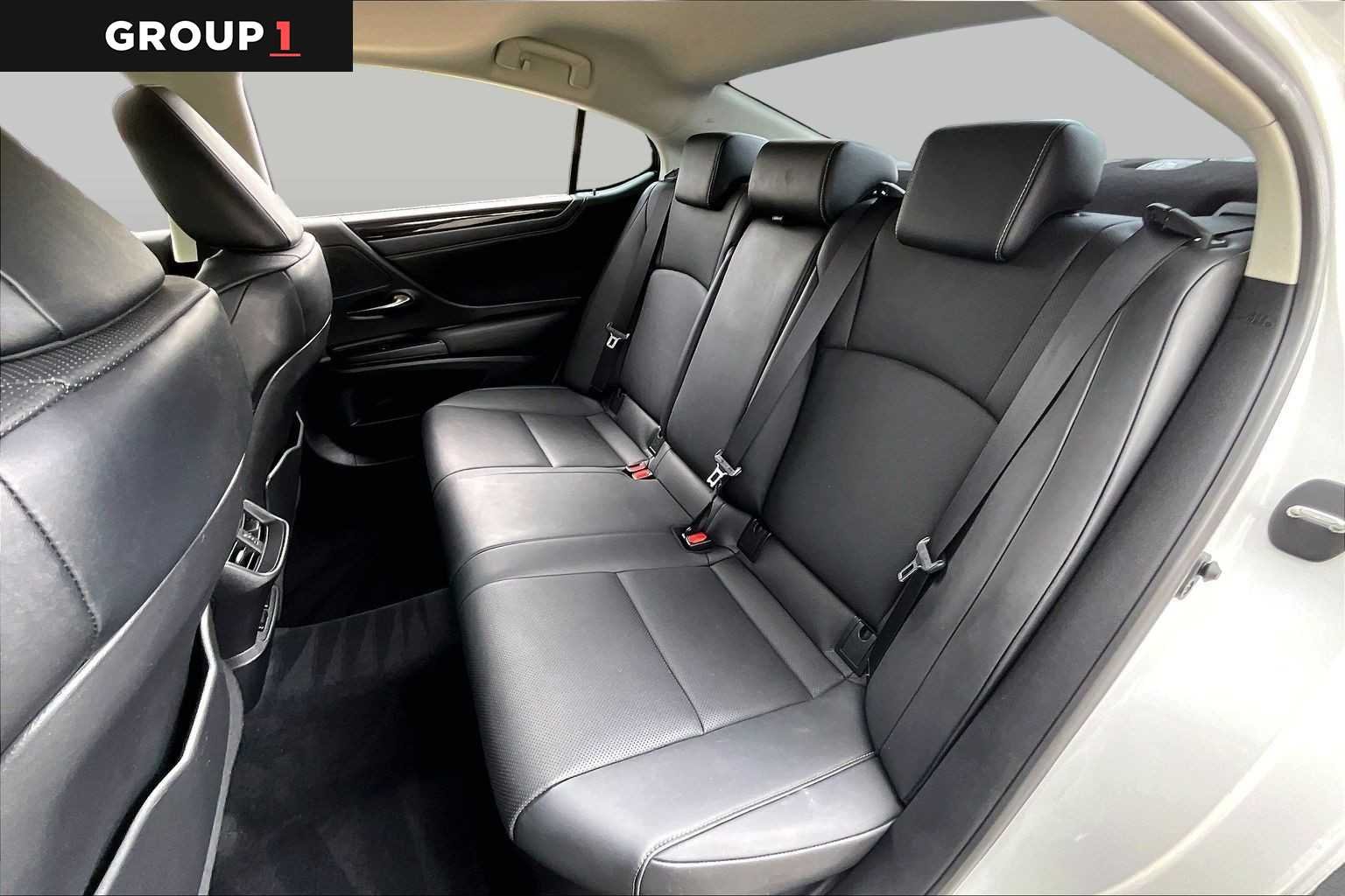 Certified Used 2021 EMINENT WHITE PEARL Lexus  image 18