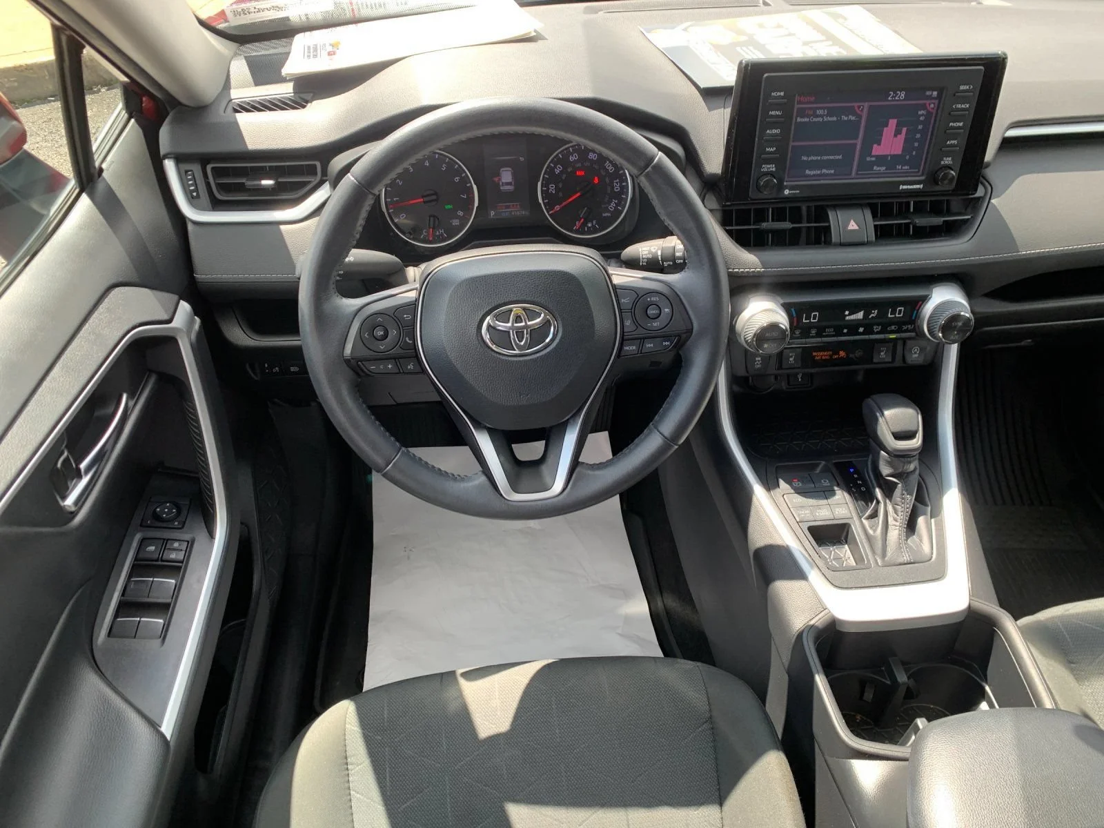 Used 2022 Red Toyota XLE image 16