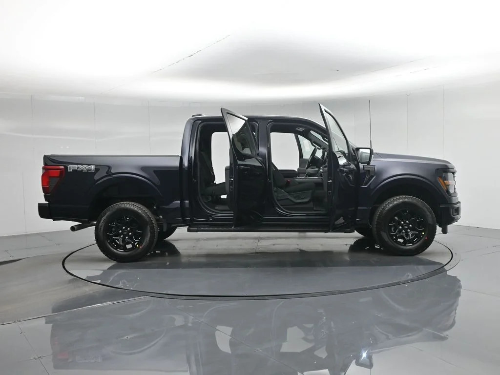 New 2026 Antimatter Blue Metallic Ford XLT image 4