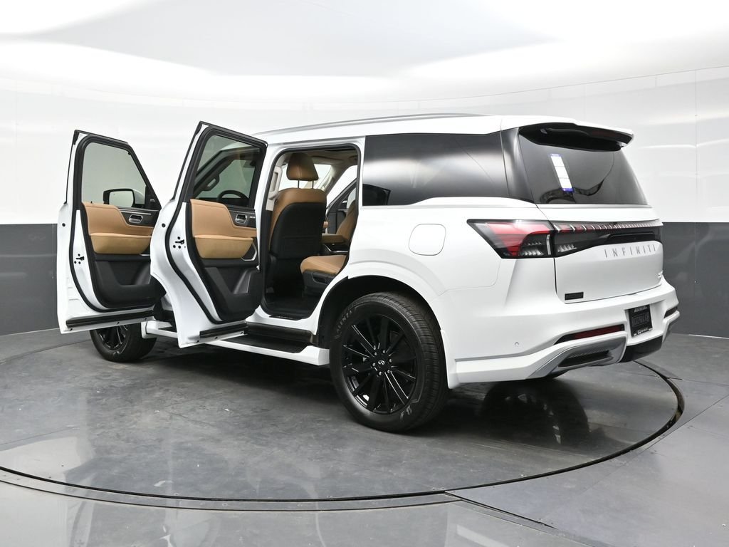 New 2026 RADIANT WHITE INFINITI Luxe 4WD image 54
