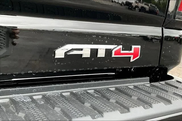 New 2026 Onyx Black GMC AT4 image 9