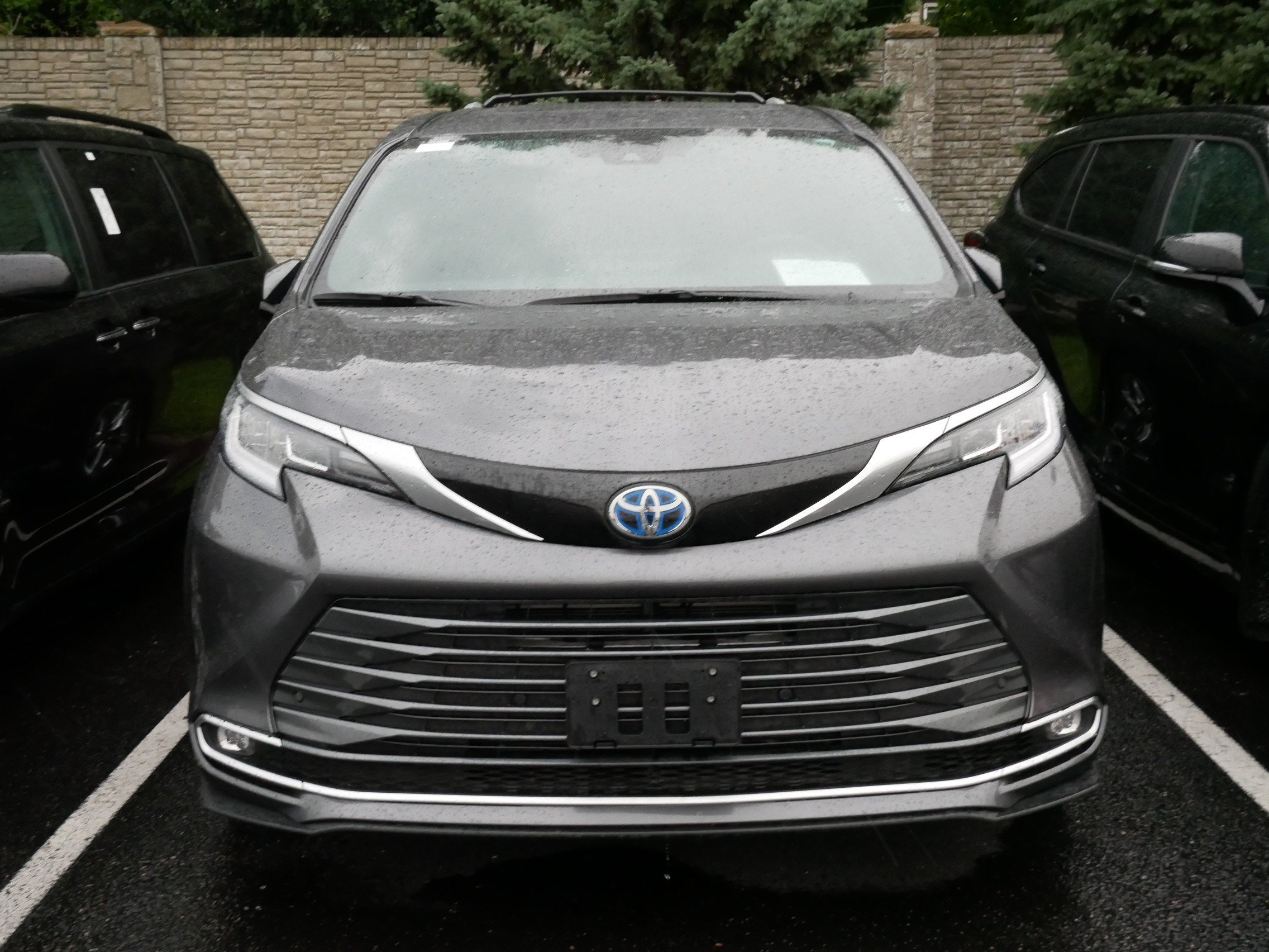 Certified Used 2025 MAGNETIC GRAY MET. Toyota Limited image 2