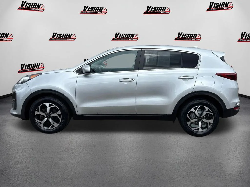 Used 2022 Silver Kia LX image 8