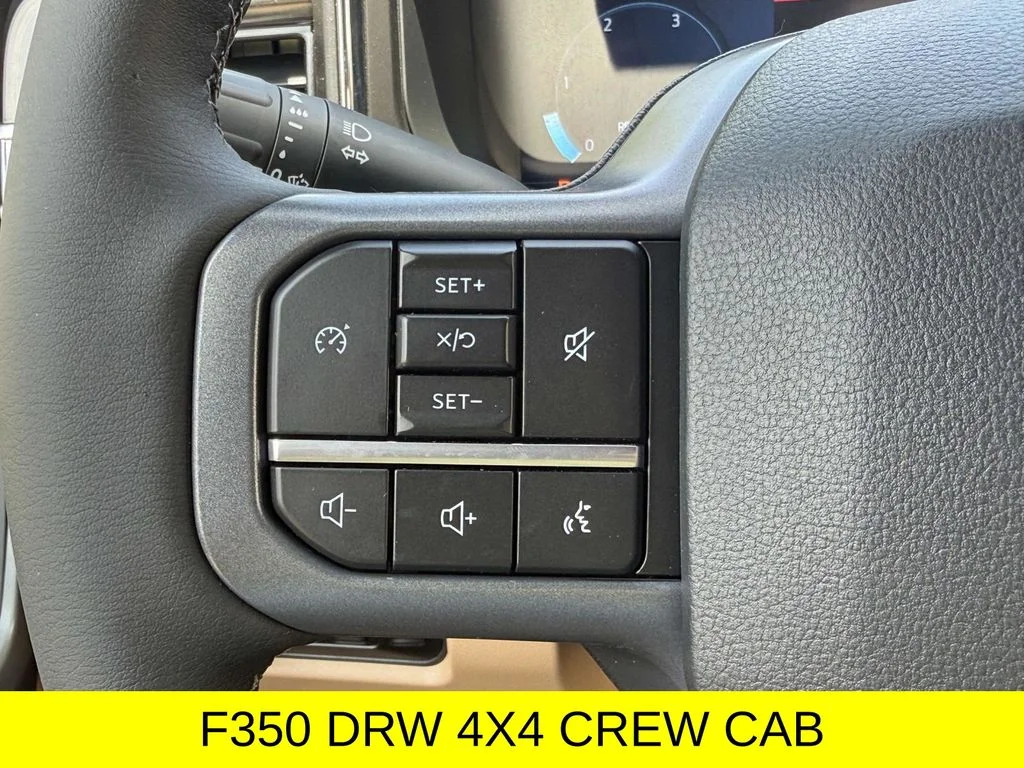 New 2026 Oxford White Ford F-350® Lariat® image 19