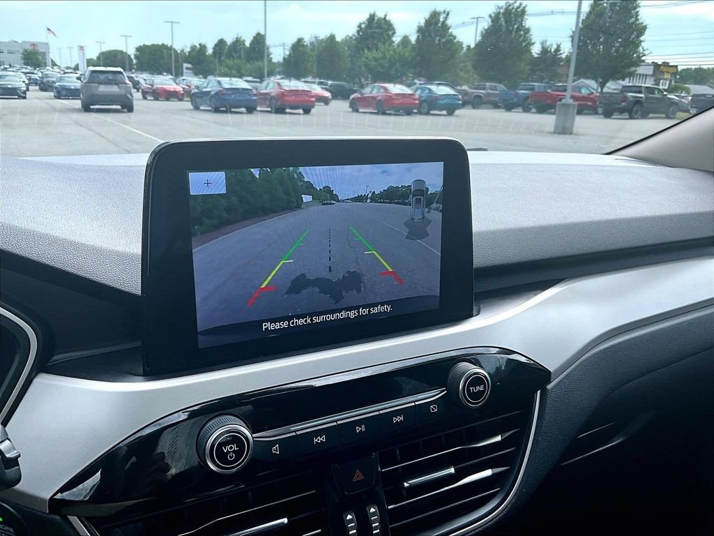 Used 2020 Black Ford SEL image 19