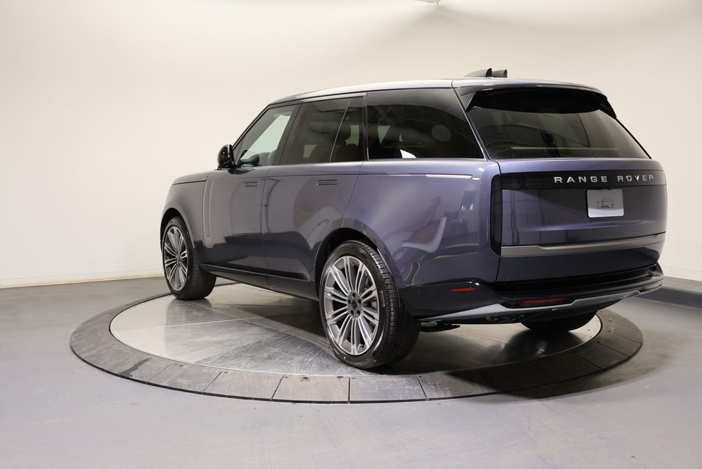 2026 Land Rover Range Rover SE - Photo 3