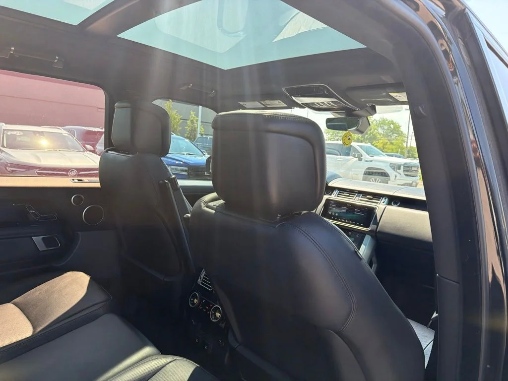 Used 2018  Land Rover 5.0L V8 Supercharged image 23