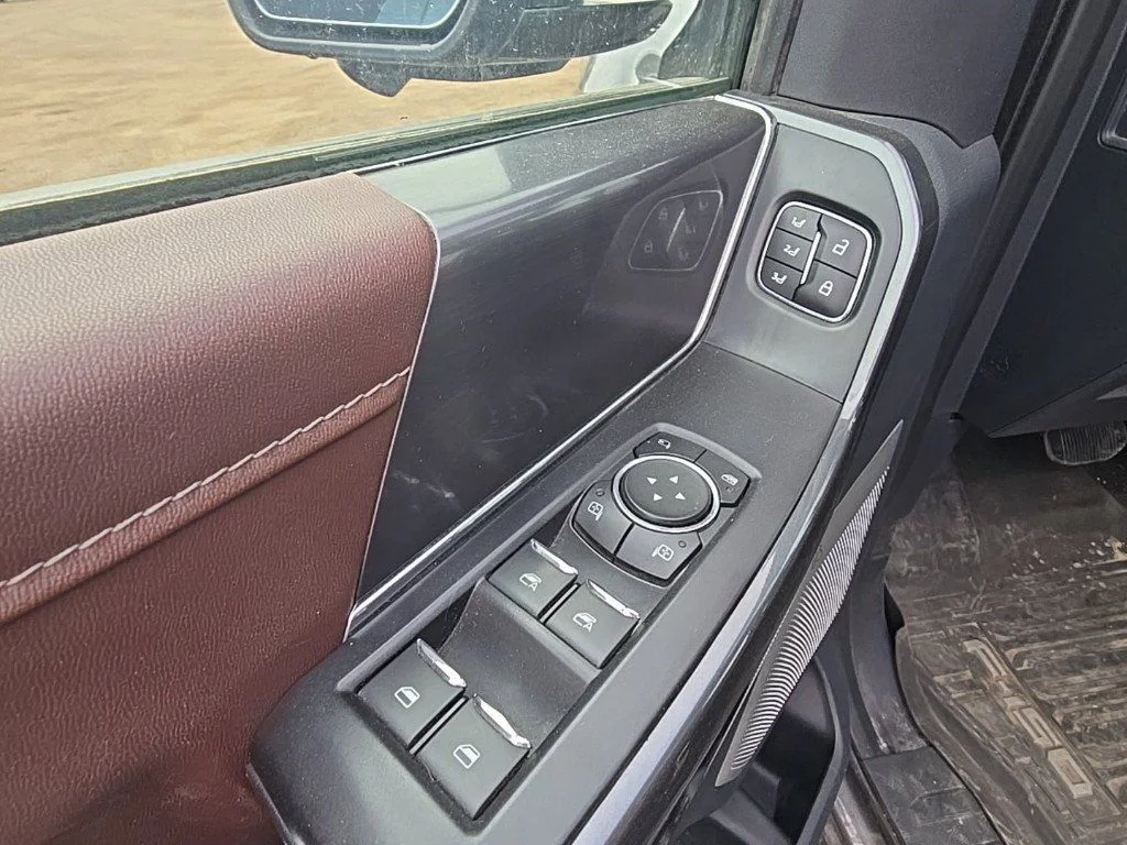 Used 2022 Gray Ford Lariat image 15