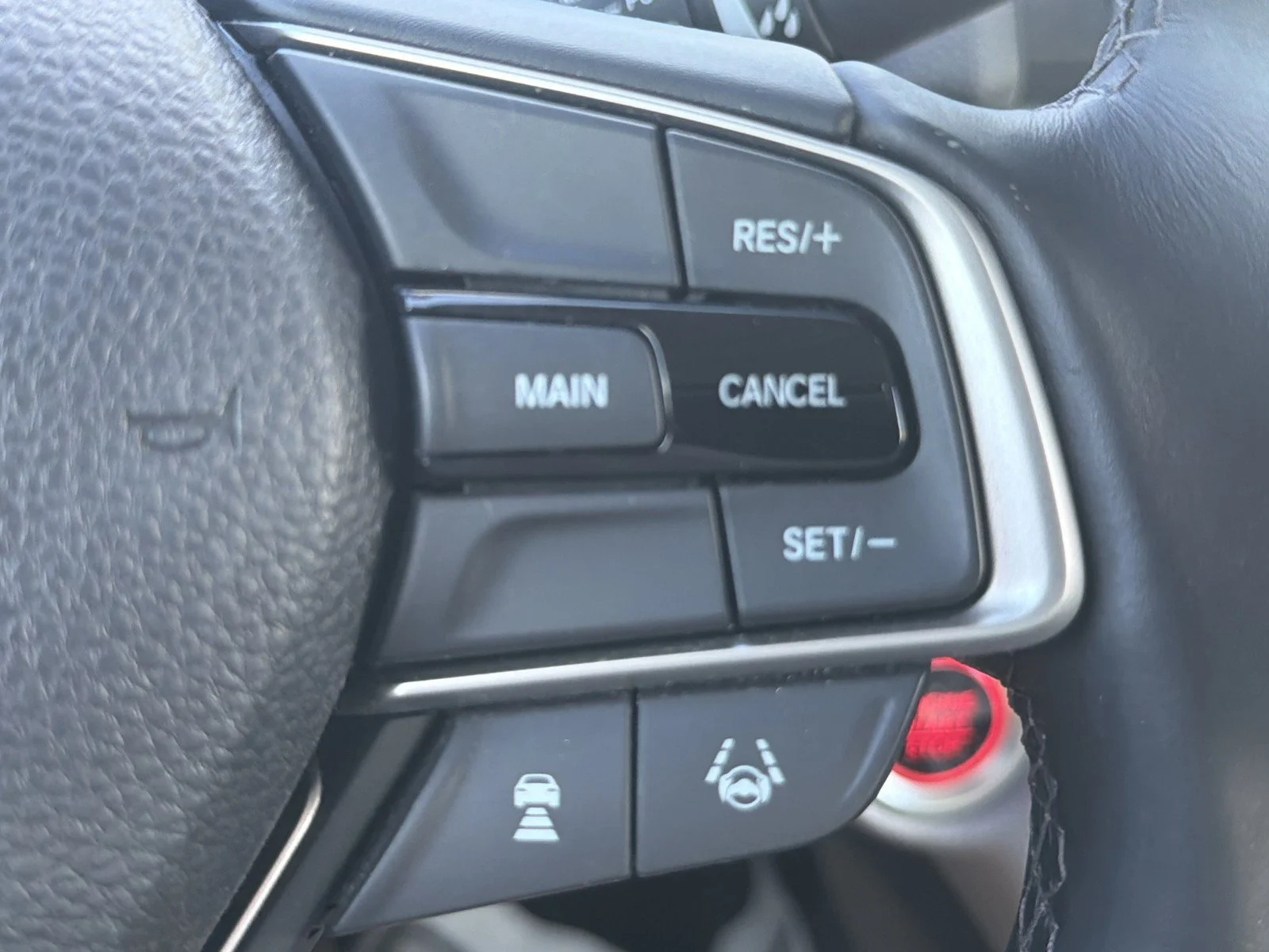Used 2018  Honda EX-L image 29