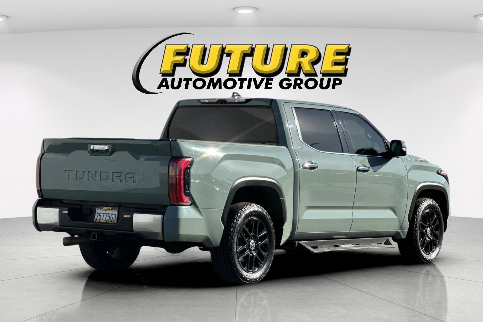 Used 2022 Gray Toyota Limited image 3