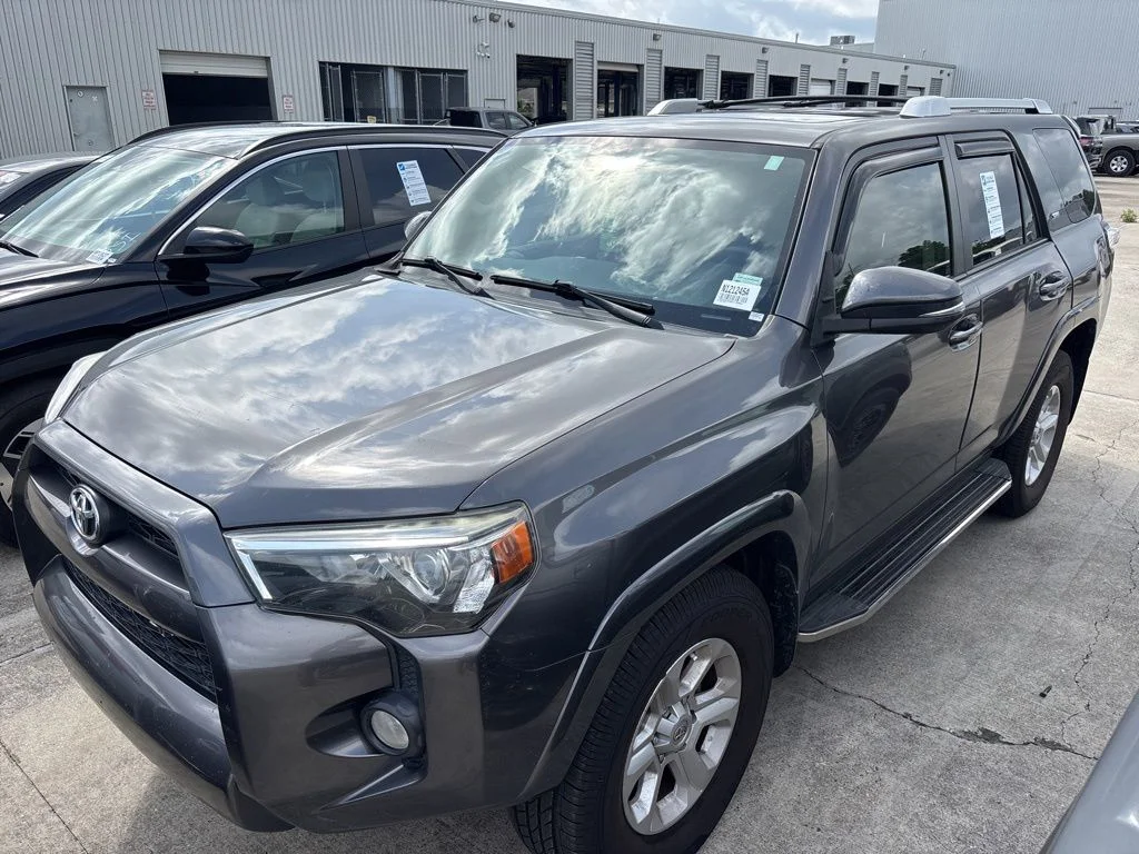 2016 Toyota 4Runner's photo