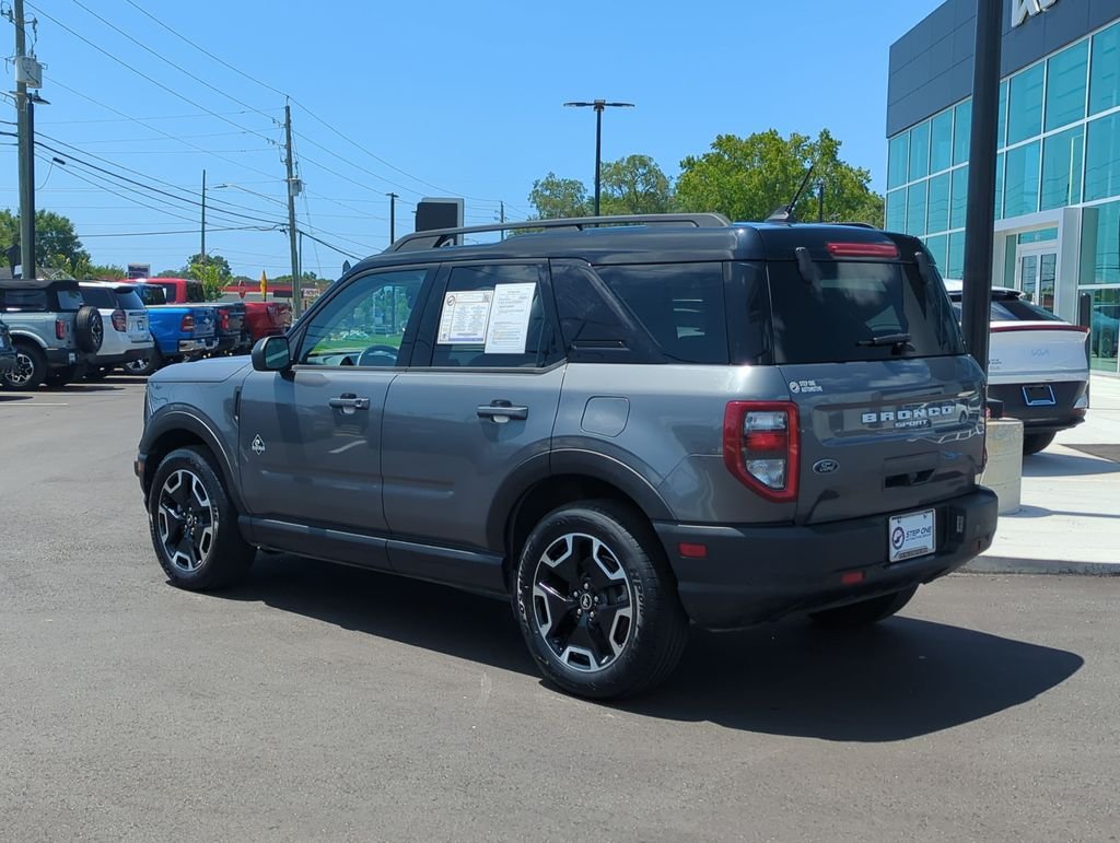Used 2021 Gray Ford Outer Banks image 5