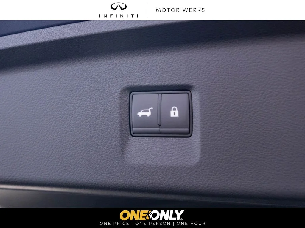 New 2027 MOONBOW BLUE INFINITI Luxe AWD image 32