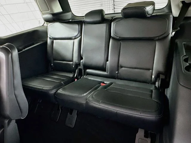 New 2027 Ford Expedition Platinum