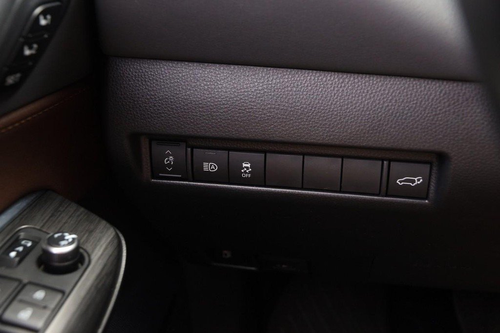 Certified Used 2023 Blueprint Toyota XLE AWD (Natl) image 22