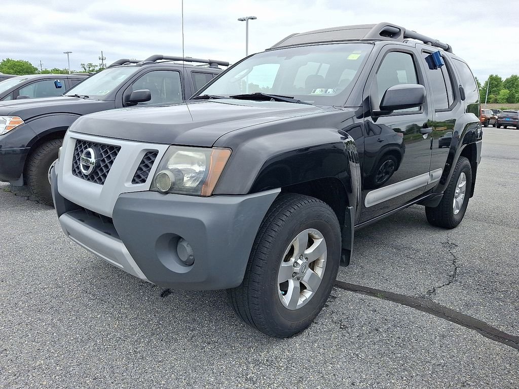 Used 2011 Black Nissan S image 3