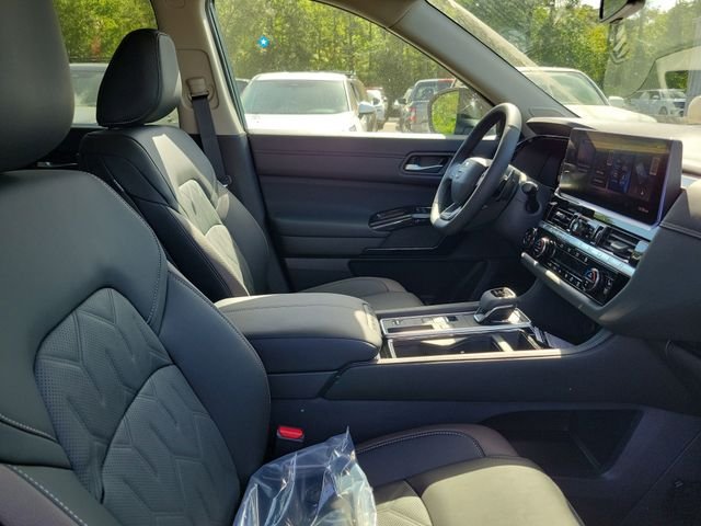 New 2026 Nissan Pathfinder Platinum