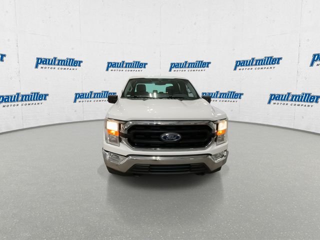 Used 2022 Oxford White Ford XLT image 3