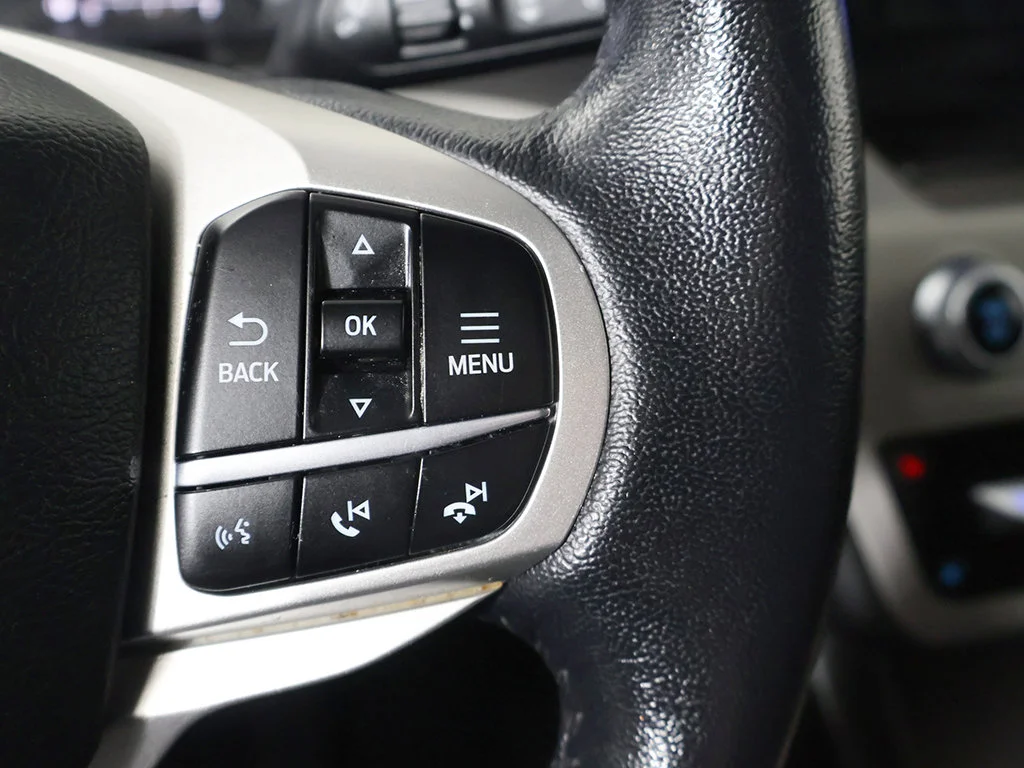 Used 2022 Silver Ford XLT image 39